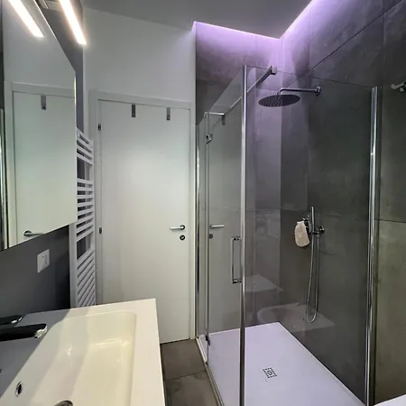 Vivi Apartment Como